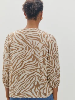 BLUSA ESTAMPADA