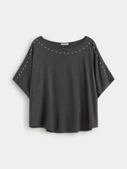 CAMISETA DETALLES TACHAS