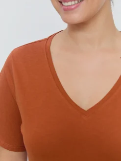 CAMISETA CUELLO PICO