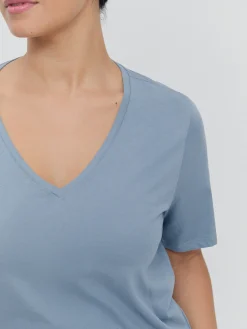 CAMISETA CUELLO PICO
