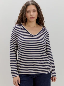 CAMISETA FRUNCES