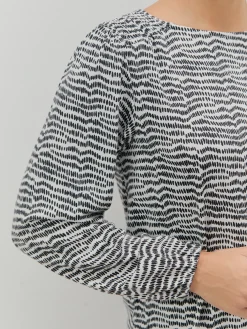 CAMISETA PIEZA HOMBRO