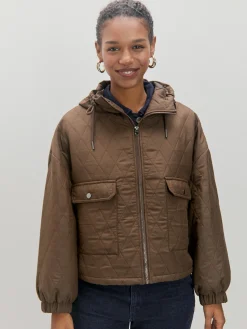 CHAQUETA DETALLE CAPUCHA