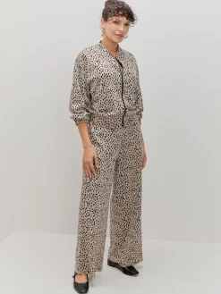 PANTALON ESTAMPADO ANIMAL