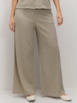 PANTALON TEXTURA ABERTURAS