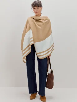 PONCHO RAYAS