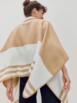 PONCHO RAYAS